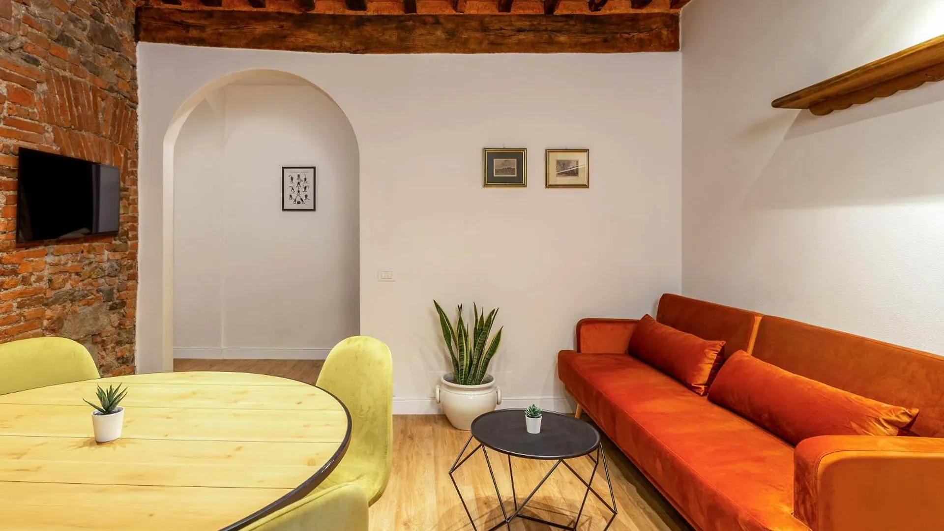 Appartamento Le Giraffe - Pietrasanta Centro Italy